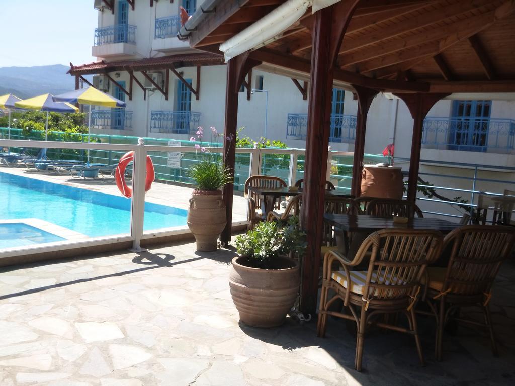 Stavros Apartments Ísztro Kültér fotó