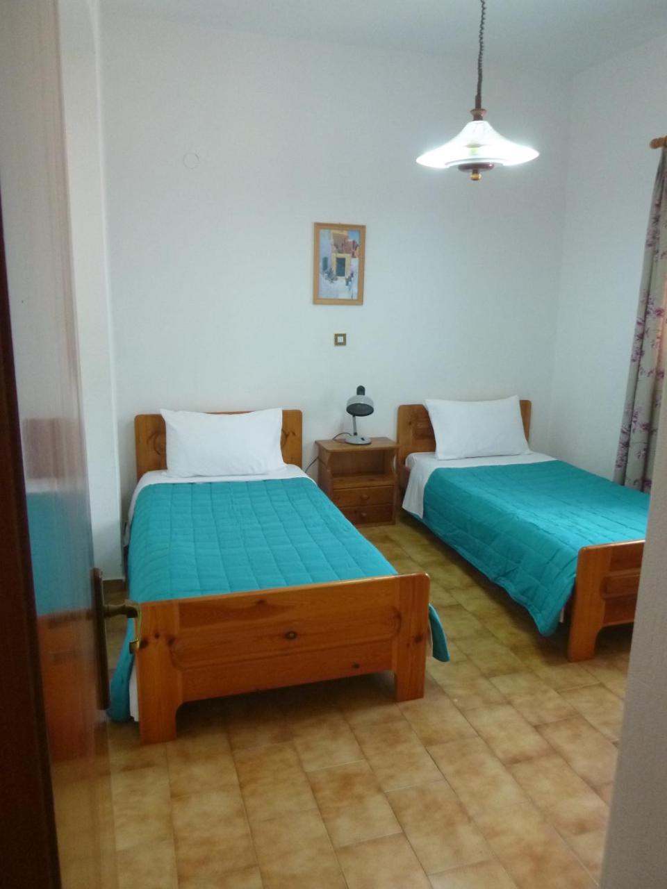 Stavros Apartments Ísztro Kültér fotó