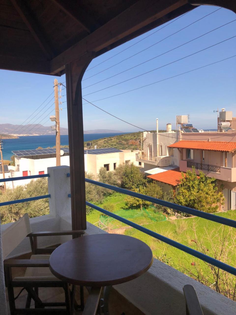 Stavros Apartments Ísztro Kültér fotó